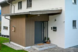Haustürüberdachung